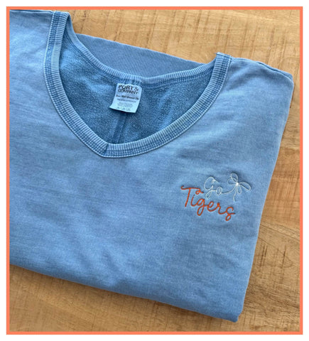 KENWOOD GO TIGERS VNECK BEACH WASH BLUE